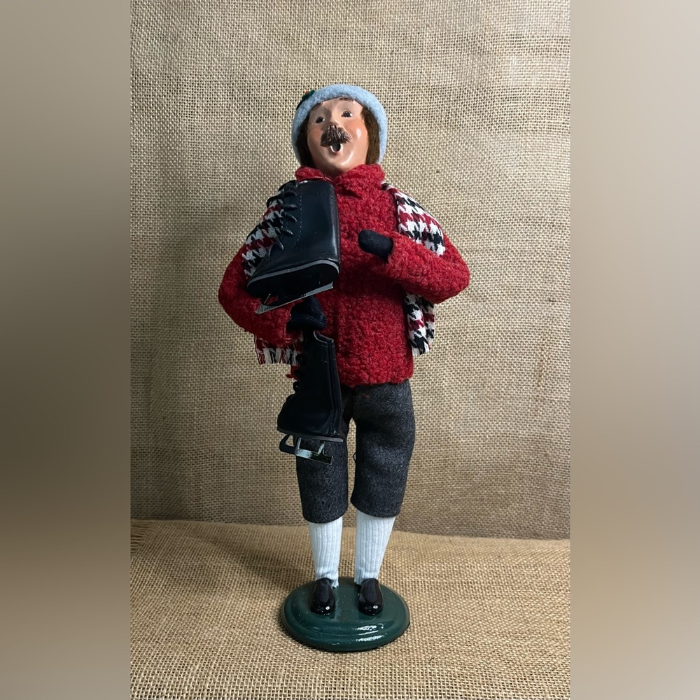 Byers’ Choice Family Man w/ Skates Brand New